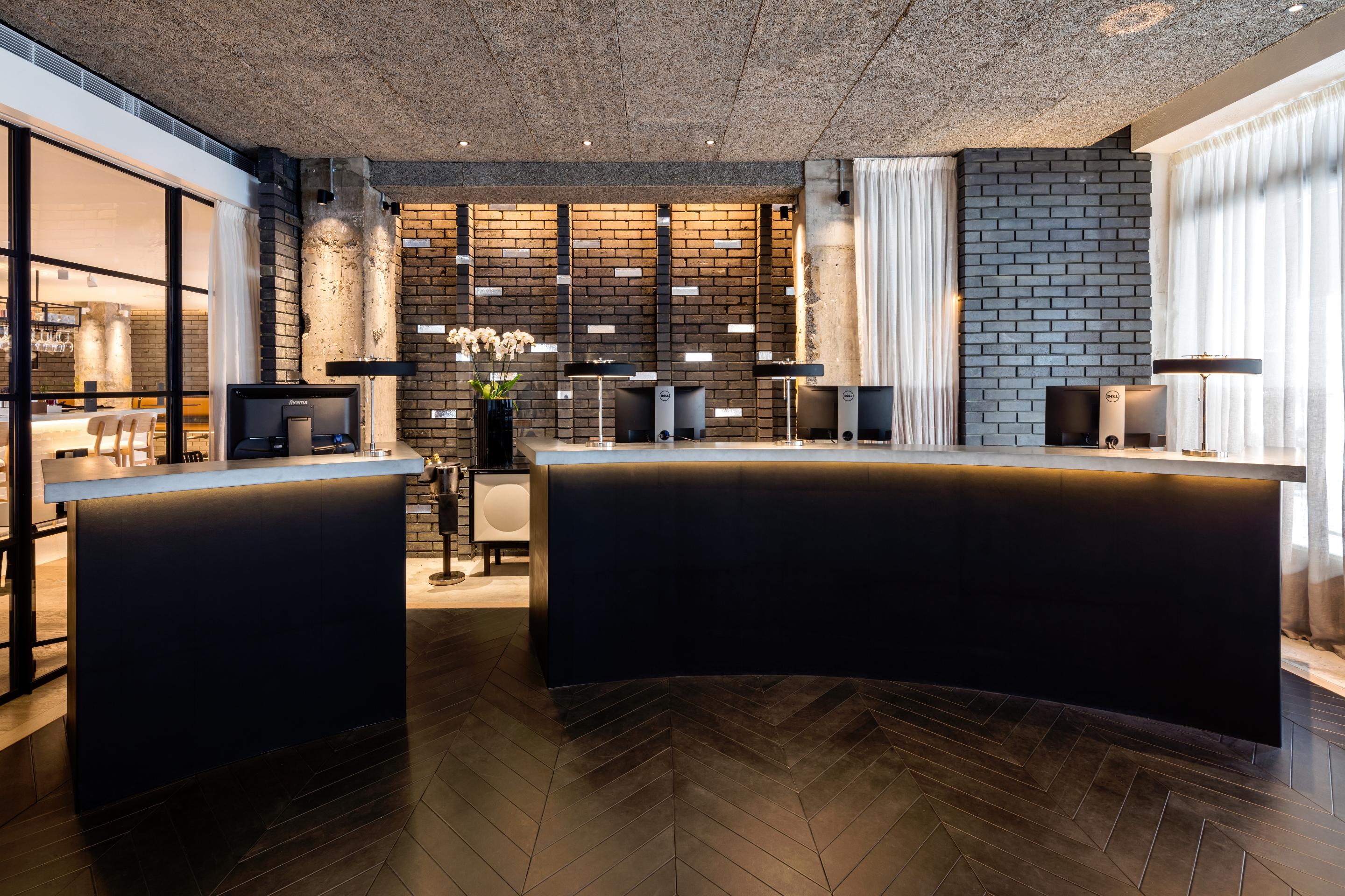 Radisson Blu Hotel, London Leicester Square - Formerly Hampshire Extérieur photo Reception