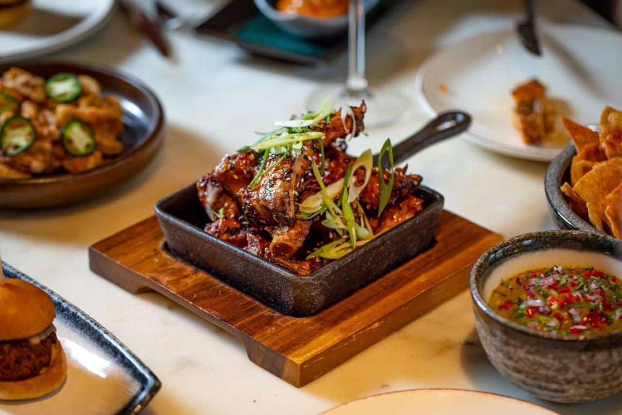 Radisson Blu Hotel, London Leicester Square - Formerly Hampshire Extérieur photo Korean-style braised short ribs