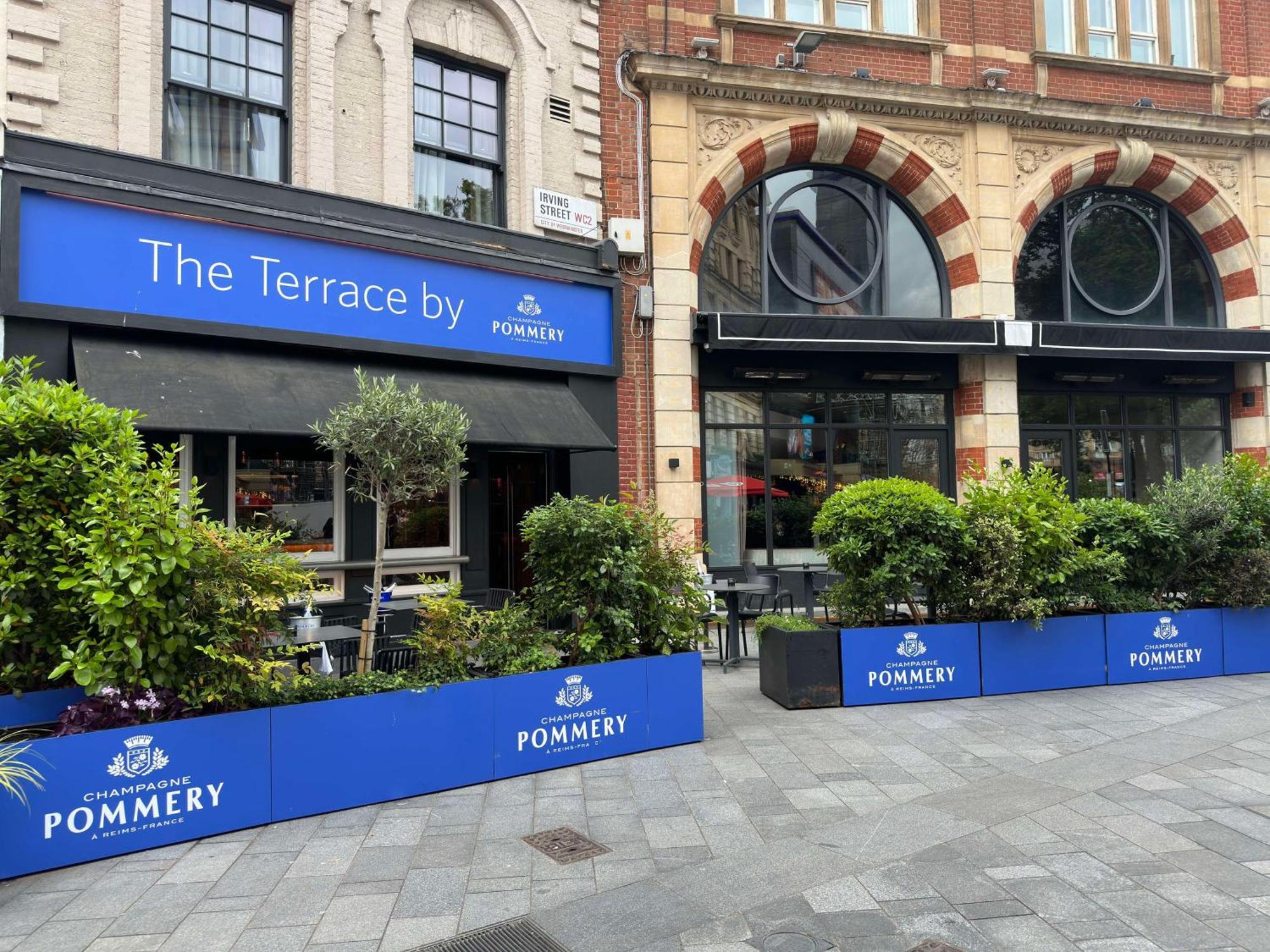 Radisson Blu Hotel, London Leicester Square - Formerly Hampshire Extérieur photo The Terrace by Pommery, 2019